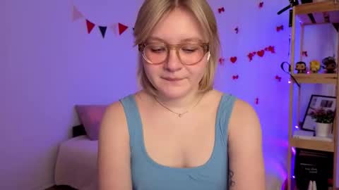 Ellie online show from 03-15-26, 06:52