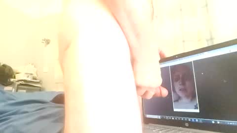 Snapshot of lechertachatte4444 chatting on 10-04-25, 10:19 lechertachatte4444 online show from 10-04-25, 10:19