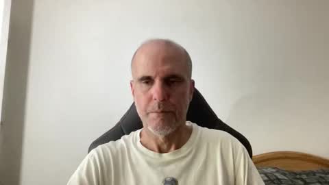 Snapshot of ledruideoliver chatting on 02-18-26, 06:26 ledruideoliver online show from 02-18-26, 06:26