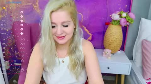 Veronica online show from 09-12-25, 07:08