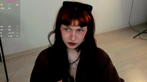 Lee online show from 05-11-26, 02:45