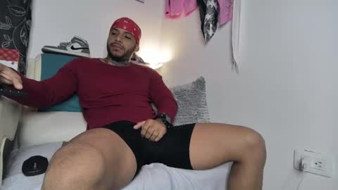 leenar_key online show from 02-13-25, 11:39