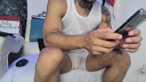 leenar_key online show from 02-28-25, 06:31