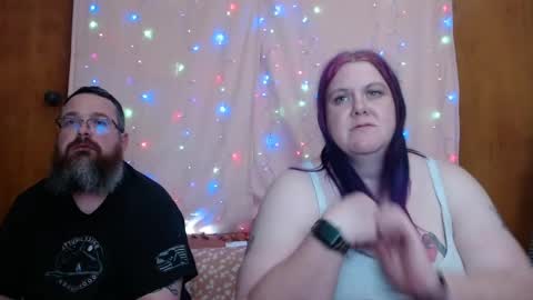 Leenie online show from 12-30-24, 01:58