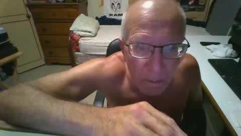 leezamm1132 online show from 05-02-26, 03:33