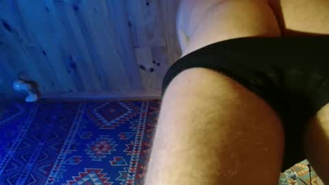 Snapshot of lefrancais33000 chatting on 12-22-24, 08:36 Dliciousman online show from 12-22-24, 08:36