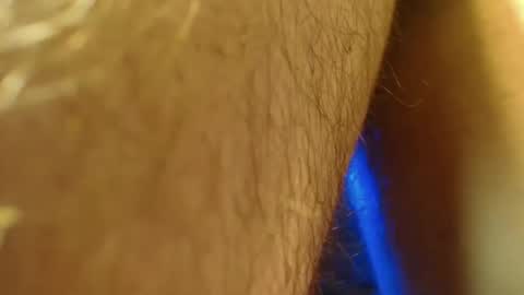 Snapshot of lefrancais33000 chatting on 01-19-25, 07:04 Dliciousman online show from 01-19-25, 07:04