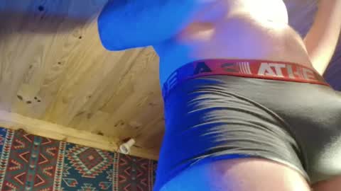 Snapshot of lefrancais33000 chatting on 02-26-25, 10:31 Dliciousman online show from 02-26-25, 10:31