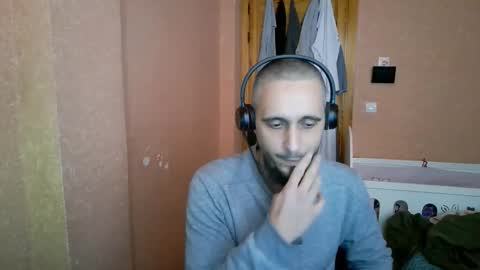 lefrenchiies online show from 02-01-26, 02:37