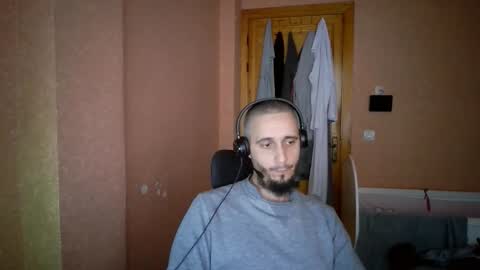 lefrenchiies online show from 02-02-26, 08:24