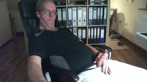 Dave online show from 09-29-25, 10:25