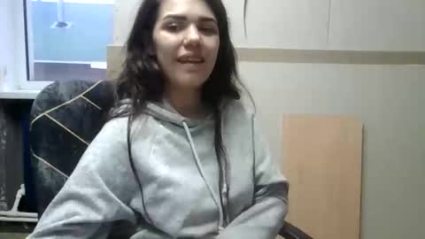 Snapshot of legenda_liya chatting on 04-13-26, 03:17 Liya online show from 04-13-26, 03:17