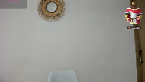 Snapshot of legolas_15 chatting on 12-21-24, 04:03 Alejandro online show from 12-21-24, 04:03