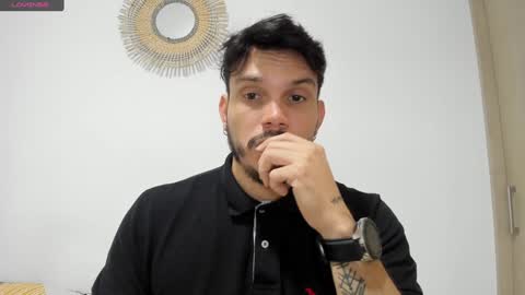 Snapshot of legolas_15 chatting on 12-26-24, 10:26 Alejandro online show from 12-26-24, 10:26