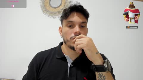 Snapshot of legolas_15 chatting on 12-30-24, 12:52 Alejandro online show from 12-30-24, 12:52