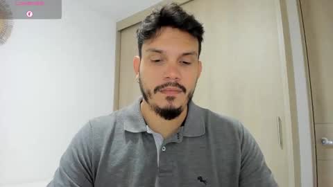 Snapshot of legolas_15 chatting on 02-09-25, 09:05 Alejandro online show from 02-09-25, 09:05