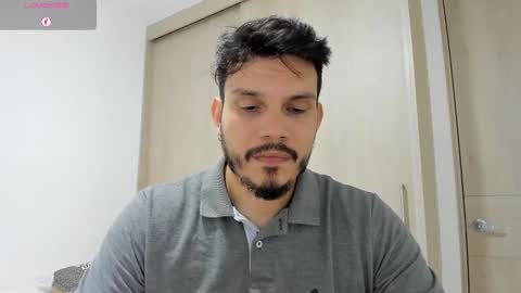 Snapshot of legolas_15 chatting on 02-12-25, 01:06 Alejandro online show from 02-12-25, 01:06