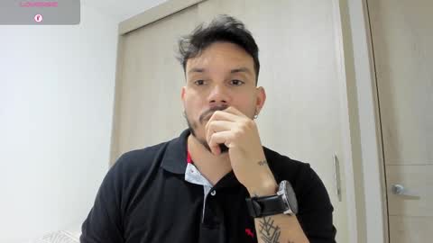 Snapshot of legolas_15 chatting on 02-16-25, 11:59 Alejandro online show from 02-16-25, 11:59