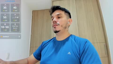 Snapshot of legolas_15 chatting on 11-08-25, 09:09 Alejandro online show from 11-08-25, 09:09