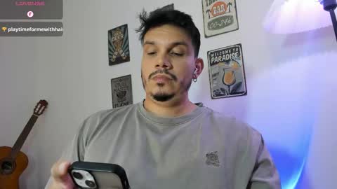 Snapshot of legolas_15 chatting on 01-11-26, 09:31 Alejandro online show from 01-11-26, 09:31