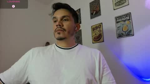 Snapshot of legolas_15 chatting on 01-15-26, 08:52 Alejandro online show from 01-15-26, 08:52