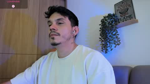 Alejandro online show from 05-01-26, 03:33