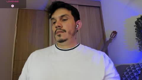Alejandro online show from 05-05-26, 09:23