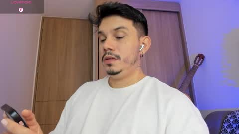 Alejandro online show from 05-10-26, 10:09