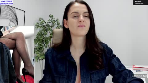 Elle  online show from 02-25-26, 12:48