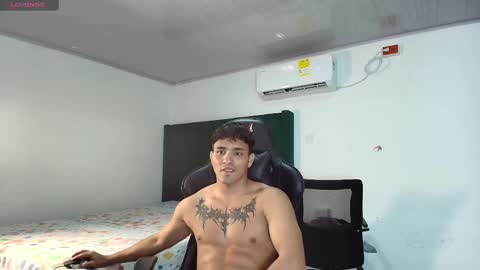  Lei  online show from 02-14-25, 04:41