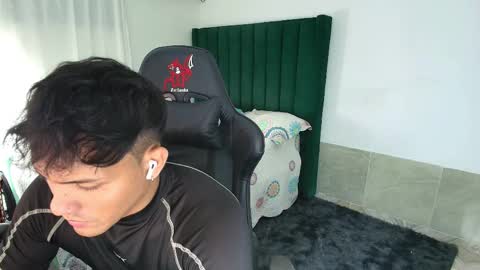 Snapshot of lei_77 chatting on 03-07-26, 03:14 Lei online show from 03-07-26, 03:14