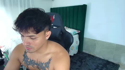 Snapshot of lei_77 chatting on 03-07-26, 11:46 Lei online show from 03-07-26, 11:46