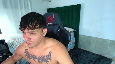 Snapshot of lei_77 chatting on 04-07-26, 03:07 Lei online show from 04-07-26, 03:07