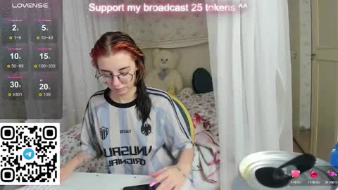 Snapshot of leia_moreno chatting on 09-14-25, 08:57 leia_moreno online show from 09-14-25, 08:57