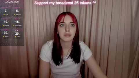 Snapshot of leia_moreno chatting on 09-23-25, 10:07 leia_moreno online show from 09-23-25, 10:07