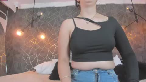 LEIGH ANGELS online show from 06-14-26, 02:24