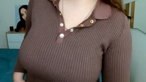 Leila online show from 05-24-26, 05:23
