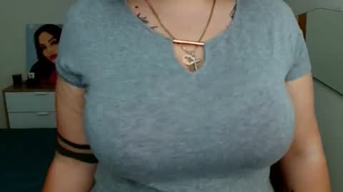 Leila online show from 06-15-26, 04:15