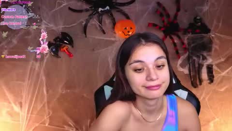 Snapshot of leila_cherry chatting on 10-24-25, 03:47 Leila online show from 10-24-25, 03:47