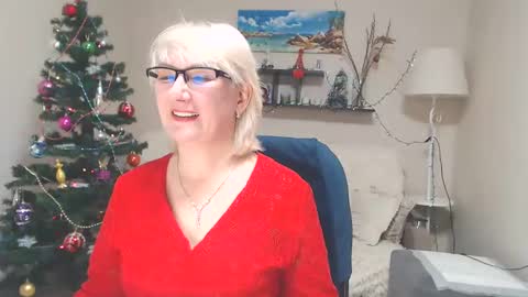 Leila Kinky online show from 01-03-25, 08:00