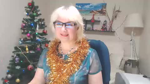 Leila Kinky online show from 01-05-25, 04:47