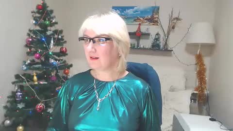 Leila Kinky online show from 01-08-25, 12:15
