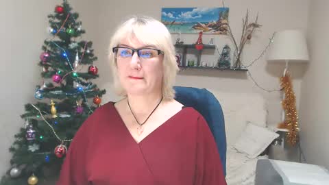 Leila Kinky online show from 01-13-25, 12:35