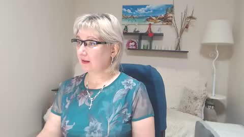 Leila Kinky online show from 01-29-25, 12:24