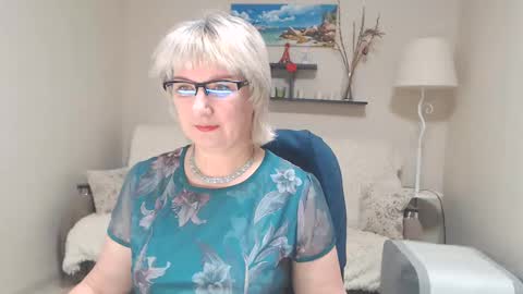 Leila Kinky online show from 02-09-25, 06:11