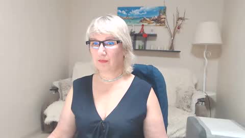 Leila Kinky online show from 02-22-25, 09:01