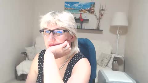 Leila Kinky online show from 03-07-25, 09:07