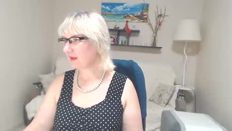 Leila Kinky online show from 03-07-25, 01:51