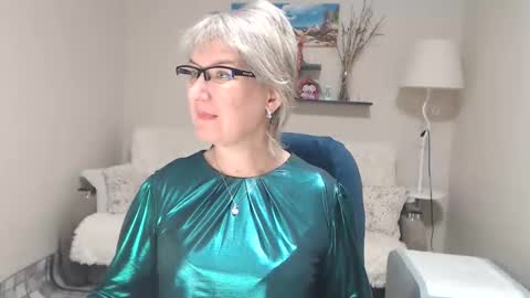 Leila Kinky online show from 11-09-25, 05:06