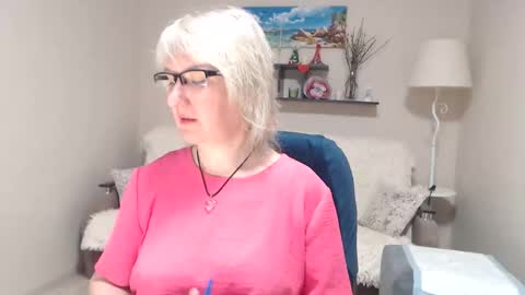 Leila Kinky online show from 05-06-26, 02:51